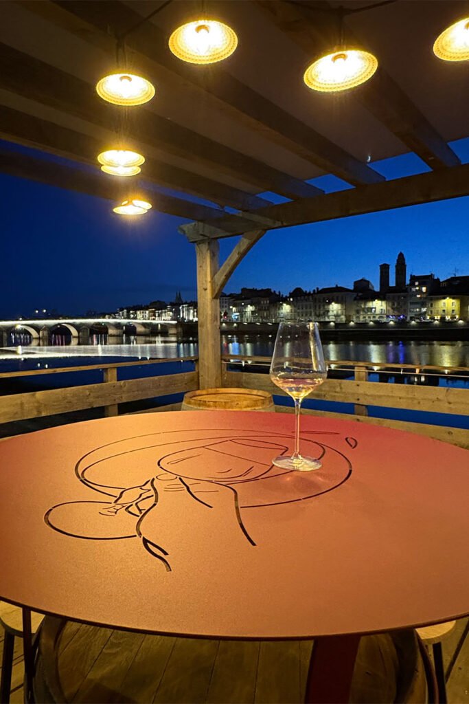 BAR À VIN - O FIL DU VIN SAINT LAURENT